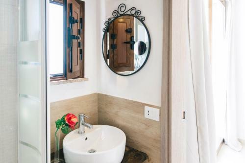 Hostal Perla Del Borgo Bed And Breakfast