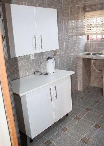 Bed & Breakfast Travellers Beach Resort