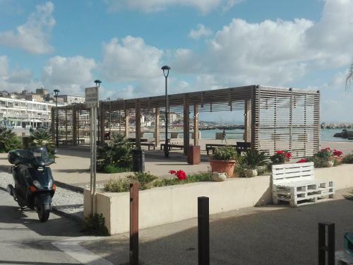 Apartamento Emilia Lido Esperando