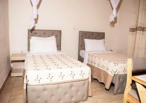 Apartamento Primefastbooking Martinaviatorhotel