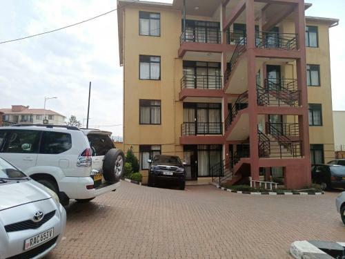 Excellent 2 Bedroom Apartment Myplace