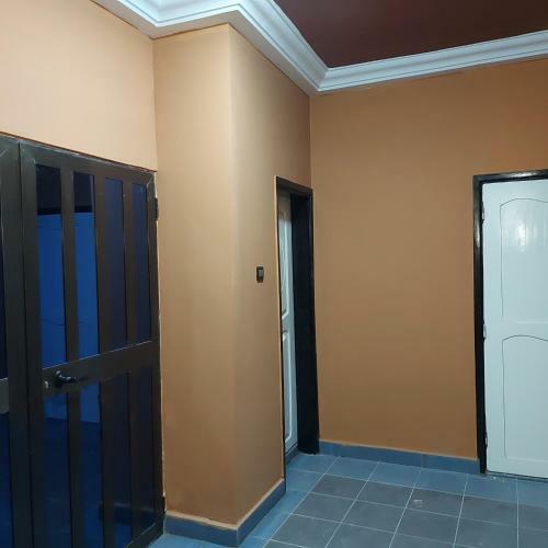 Hotel Royal Blue Guest House & Bar