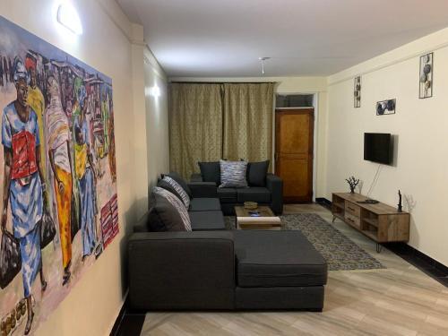 Immaculate 2-bedroom Apartment: (Prime Location)