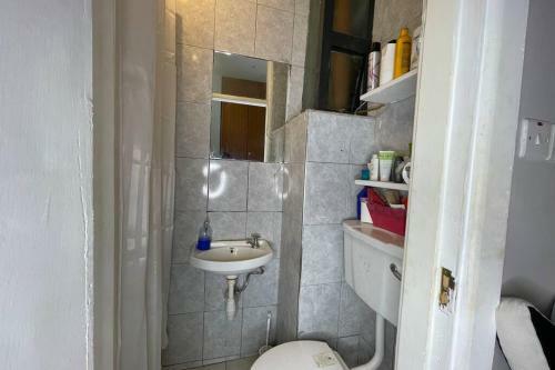 Entire Nairobi Studio Apartment With Swimmingpool