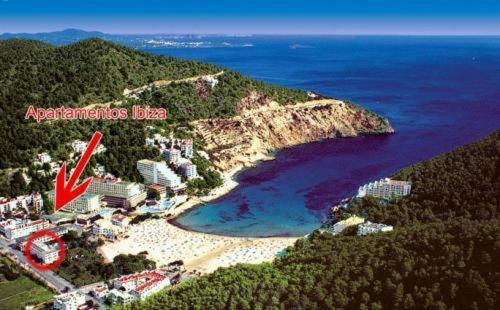 Apartamentos Cala Llonga Playa