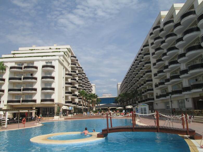 Hotel & Spa Pe��scola Plaza Suites