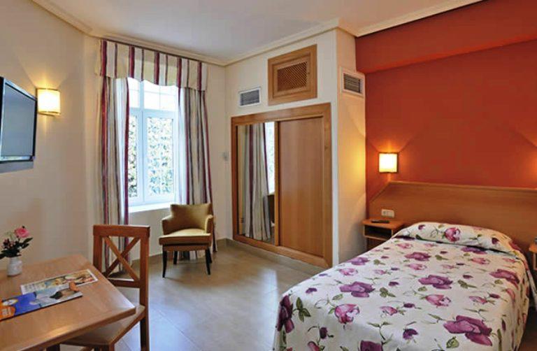 Hotel Reina Cristina