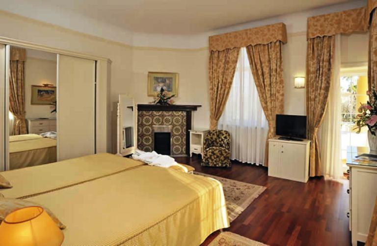 Hotel Reina Cristina