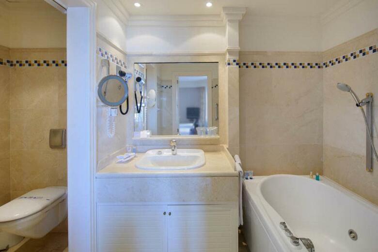 Hotel Playa Victoria