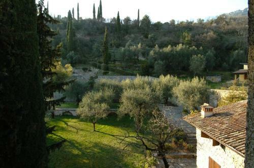 Hotel Albergo Cavallino 10