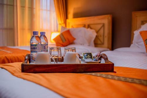 Hostal Savannah Suites