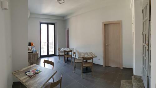 Hostal New Casa Corvaja