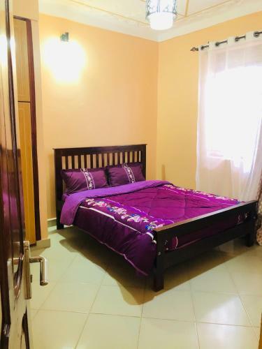 Apartamento Uzuri Homes