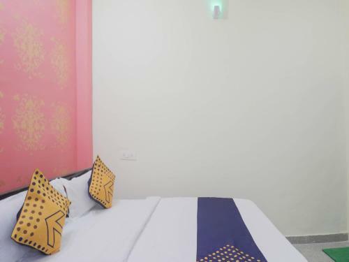 Hotel Spot On 75469 Rakesh Villa