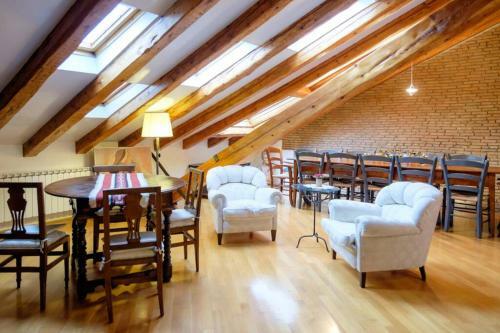 Apartamento 6 Ponterosso - Luxury Attic
