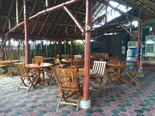 Hostal Dasi Guesthouse