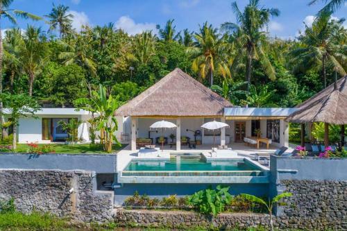 Villa Hidden Pearl, With Private Cook And Pool