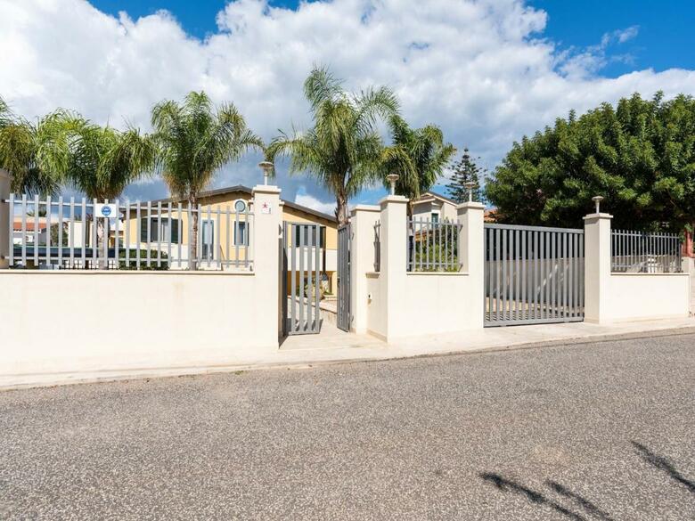Pleasant Apartment In Reitani With Air-conditioning