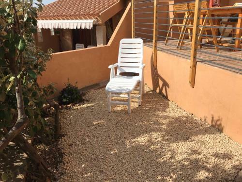 Casa Di Maia, Piscina, Posto Auto E Giardino