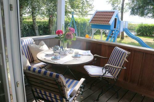 Hippen - Ferienhaus Gro�es Meer