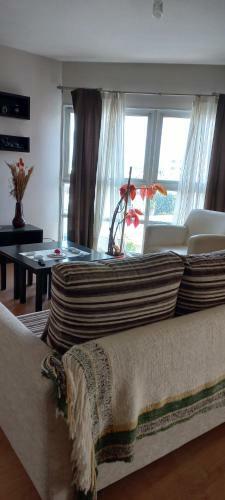 Apartamento Confortable Departamento Centrico En Trelew