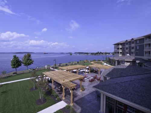 1000 Islands Harbor Hotel