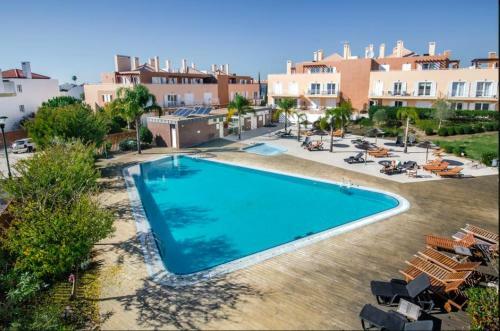 Cabanas Gardens T1 Apart Ground Floor Garden View