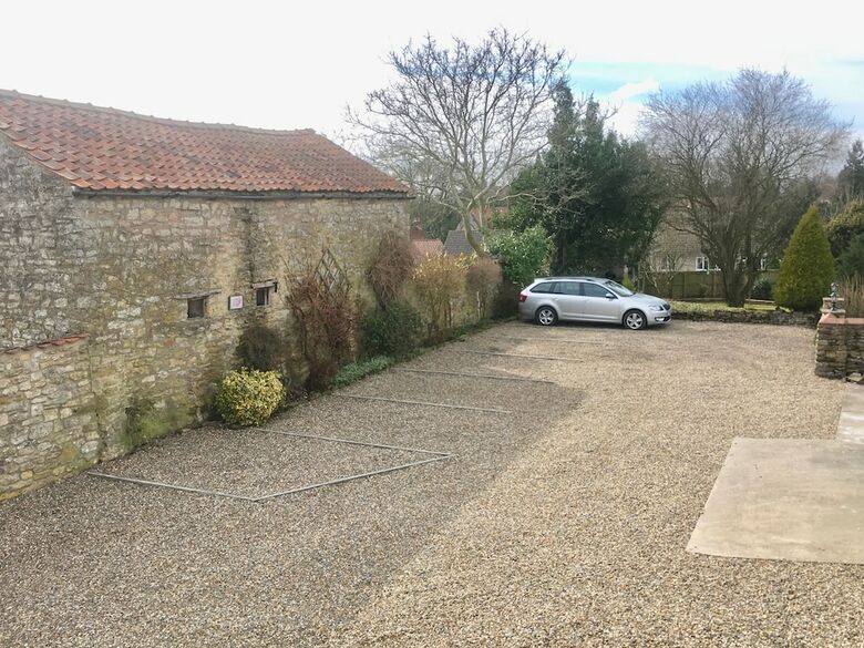 Hostal Plumpton Court