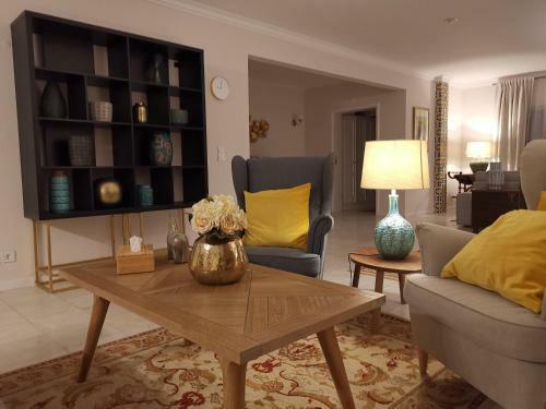 Hostal Vogue 23 Boutique Hotel In Cascais