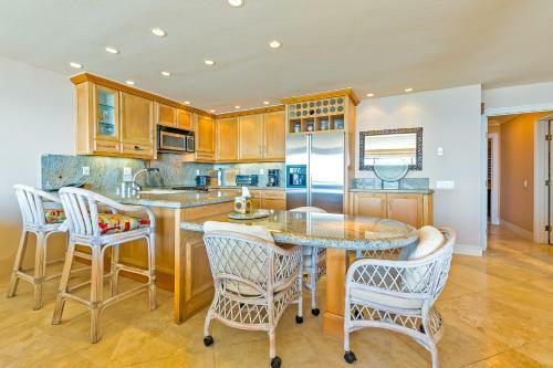 Del Mar Beach Club Retreat