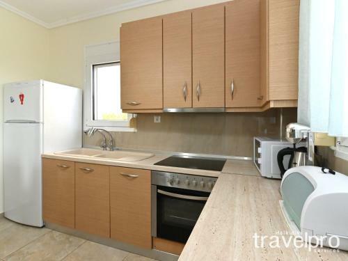 Villa Iris By Travelpro Services- Agios Mamas Beach