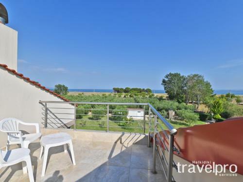 Villa Iris By Travelpro Services- Agios Mamas Beach