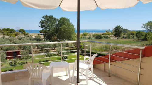 Villa Iris By Travelpro Services- Agios Mamas Beach