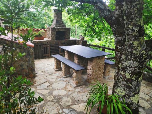 Casa Em Xisto Na Serra Da Lous�, Gondramaz