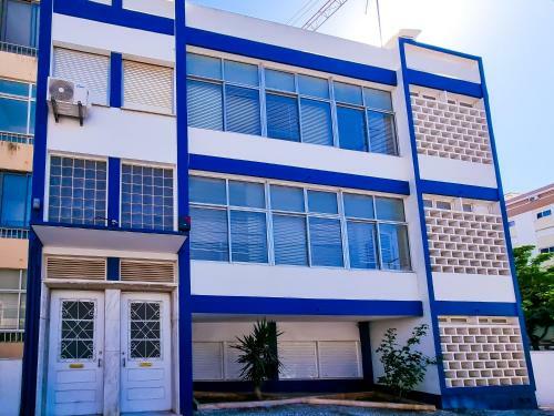 Flh Loul� Balcony Spacey Apartment