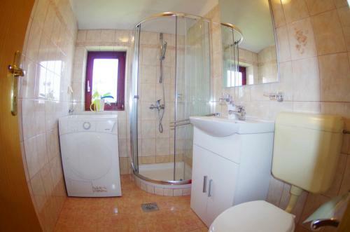 Holiday Home Elvis, Village Kuji?i
