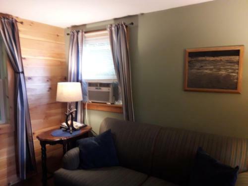 Valley Brook Cottages And Cabins