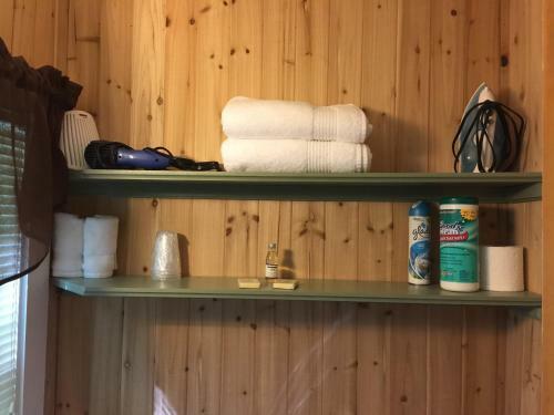 Valley Brook Cottages And Cabins