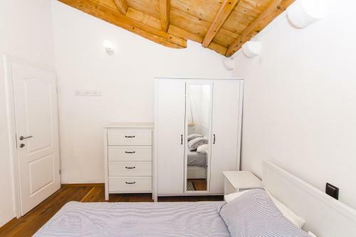 Apartment Komoda