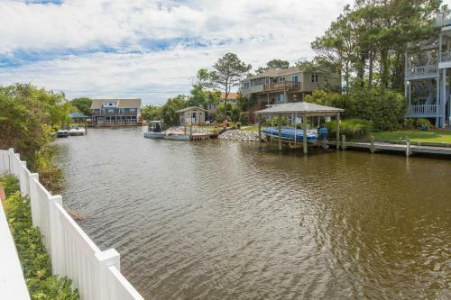 Bayside Bungalow