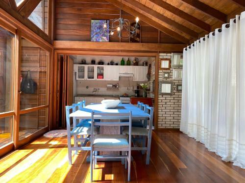 Casa Estilo Canadense - Canela