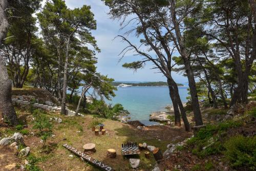 Lazaneo Seafront Apartments, Jelsa Hvar