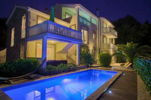 Villa Residencia La Famiglia