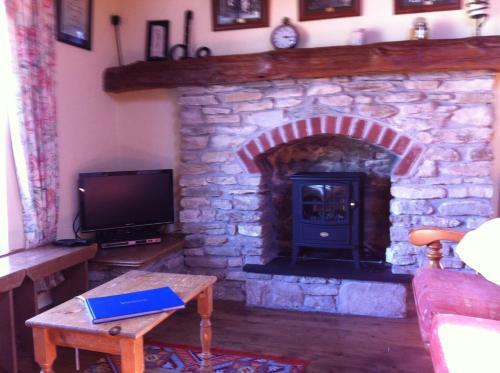 The Stables - 200 Year Old Stone Built Cottage
