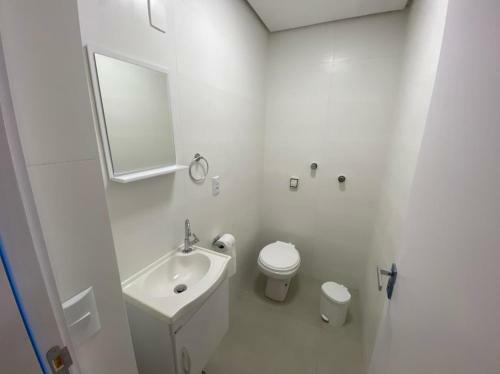 Apartamento Na Pra�a Do Villa Em Laguna-sc