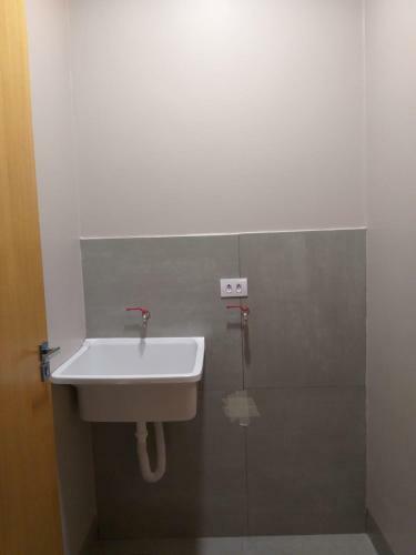 Apartamento Area de Lazer Hospedagem Cidade Verde 1 Com Dormitorio