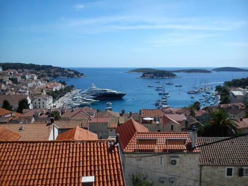 Studio Apartman Eni