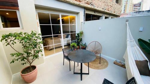 Apartamento Lindo Flat Com �rea Externa Privativa.