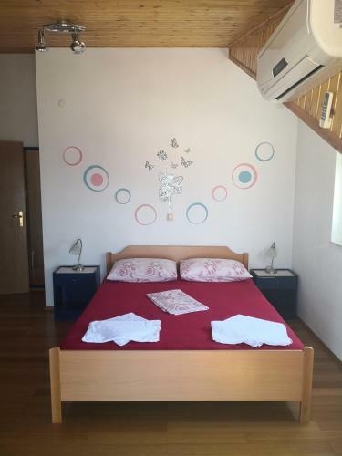 Apartmani Kre?i? 1 Hvar