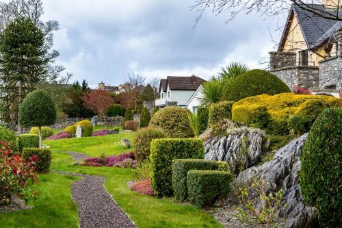 Semi-detached House, Kenmare
